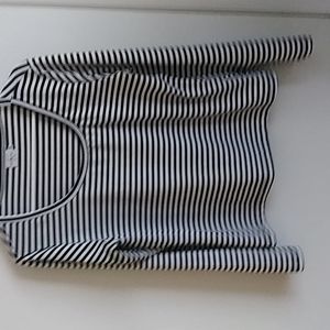 Calvin Klein woman's Top black & white